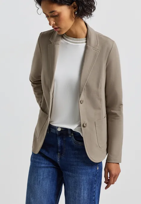 Blazer de base mocha dream mel.