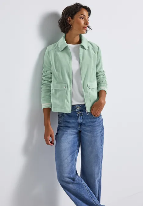 Kurze Cordjacke serene green
