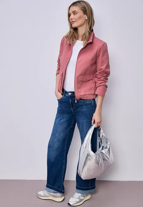 Krótka kurtka desert berry