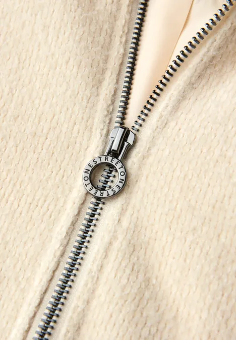 Jacke mit Stehkragen soft beige