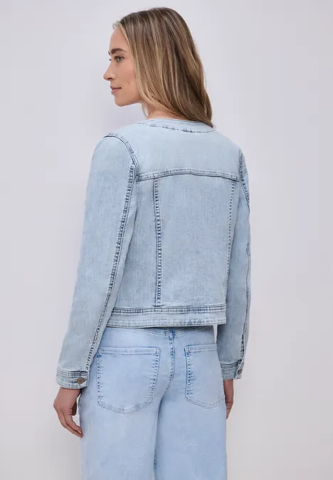Jeansjacke mit Brusttaschen und Knöpfen Light blue washed