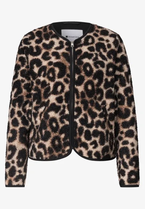 Leopardenmuster-Jacke mit Rundhalsausschnitt und kontrastierenden Kanten.