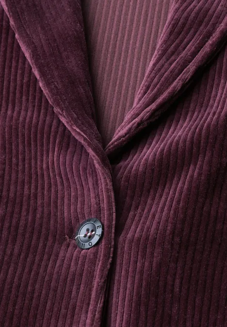 Dunkelroter Cord-Blazer mit feiner Rippenstruktur und mittigem Knopf