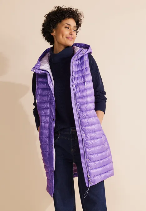 Long Kapuzen Steppweste shiny lilac
