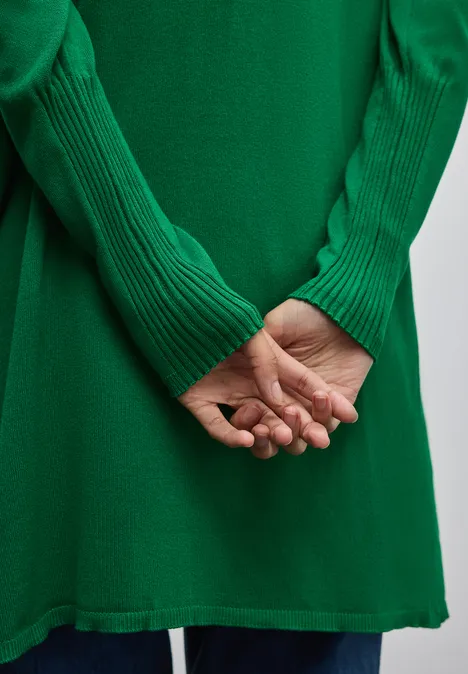 Lang fijn gebreid vest clover green