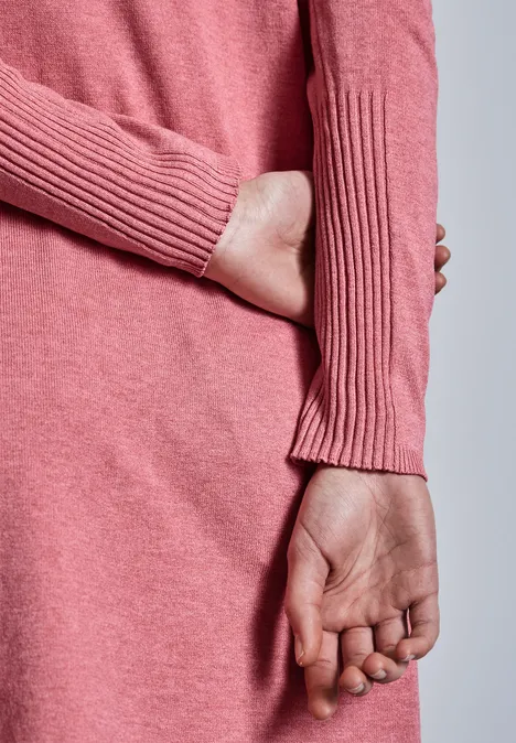 Langer Cardigan sugar coral mel.