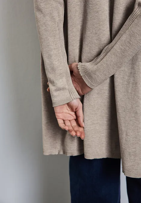 Langer Cardigan honey sand mel.