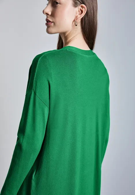 Langer Cardigan glowing green
