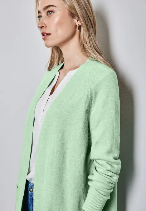 Langer Cardigan milky green mel.