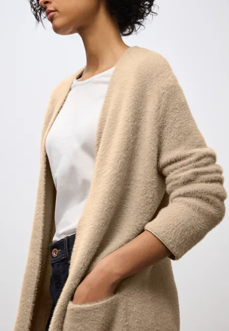 Langer Federgarn Cardigan sanded beige