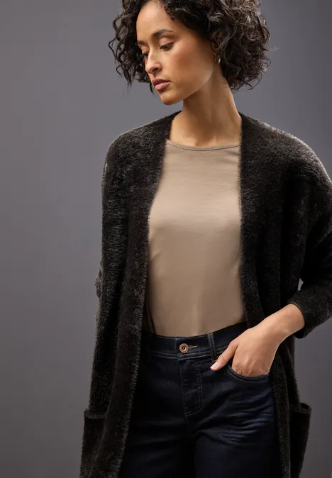 Langer Federgarn Cardigan darkest brown