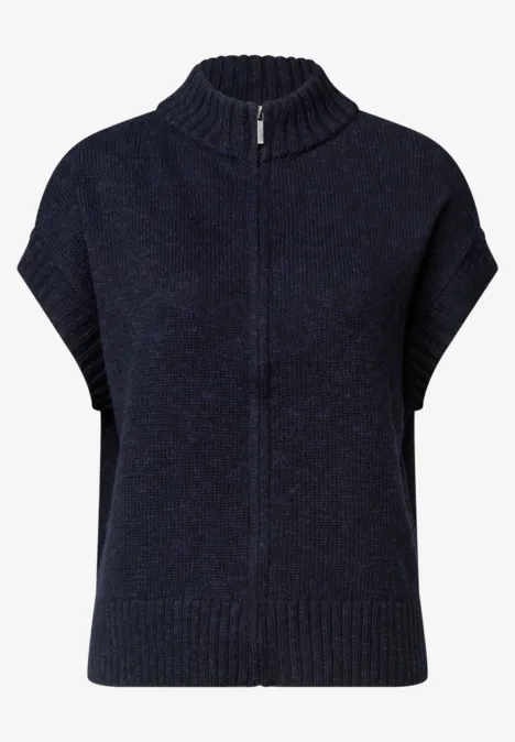 Vest met afhangende schouders, coltrui en ritssluiting indigo night mel. Dunkelblauer kurzärmeliger, grob gestrickter Pulli mit Stehkragen und Frontreißverschluss