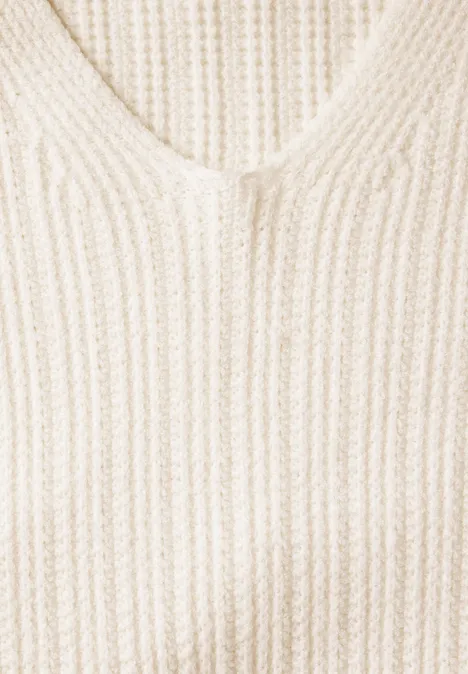 Kuscheliger V-Neck Pullover lucid white
