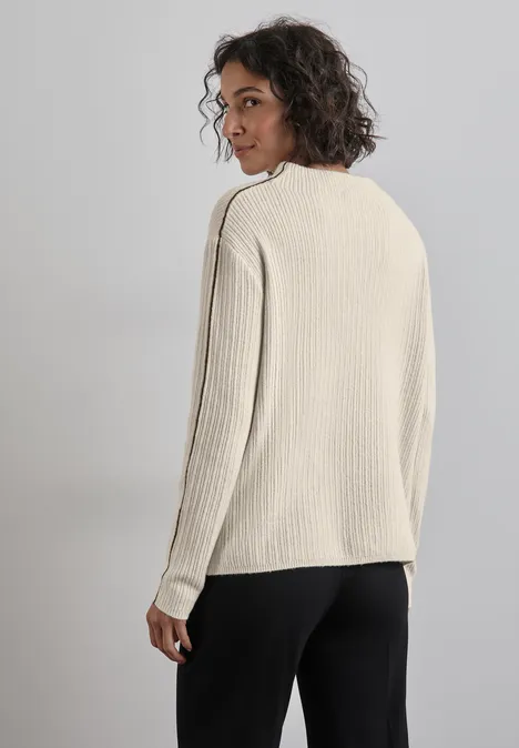 Pullover mit Kontrastdetail cream white melange