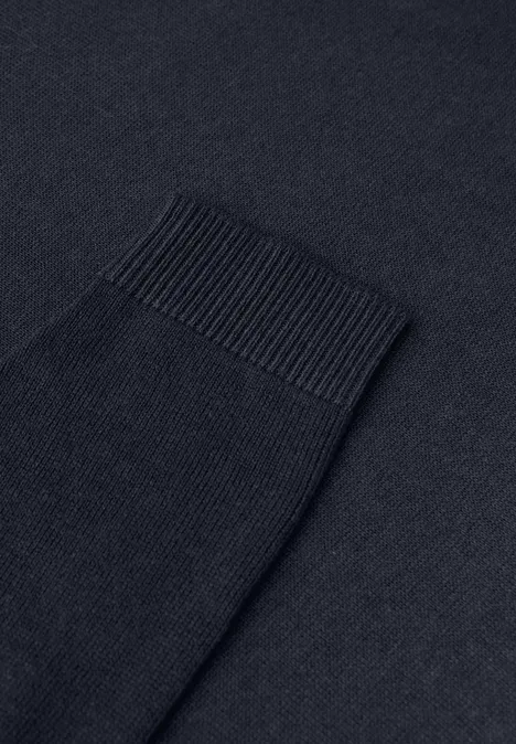 V-Neck Pullover deep blue