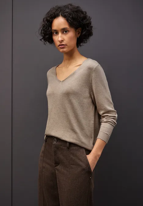 V-Neck Pullover sanded beige mel.