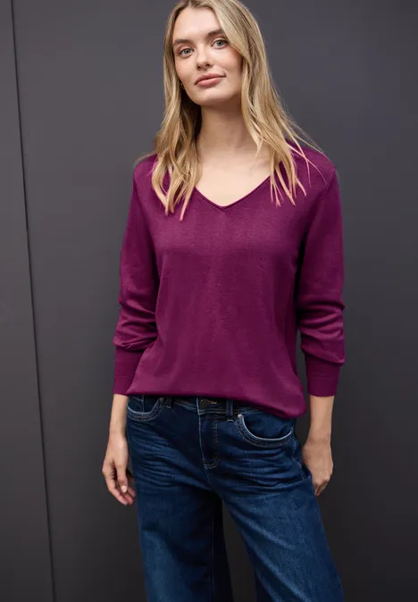 V-Neck Pullover berry paradise