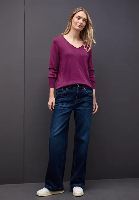 V-Neck Pullover berry paradise