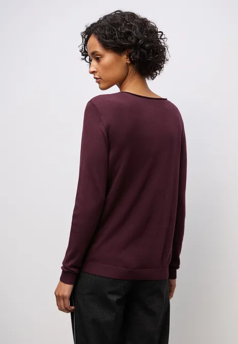 V-Neck Pullover wildberry red