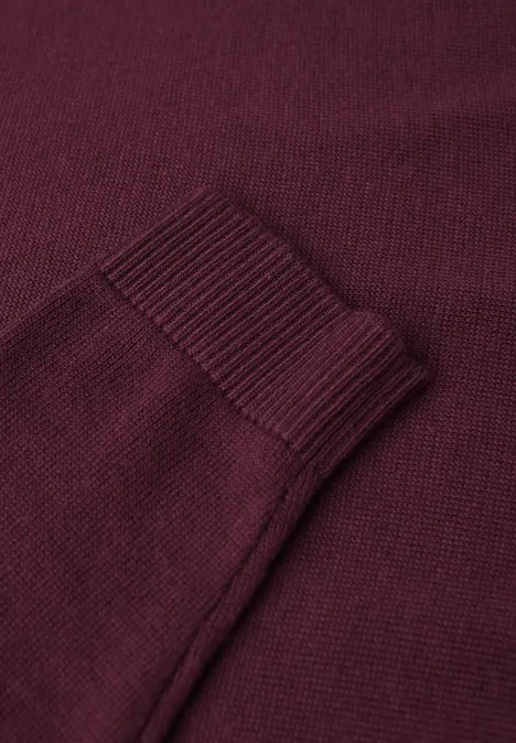 V-Neck Pullover wildberry red