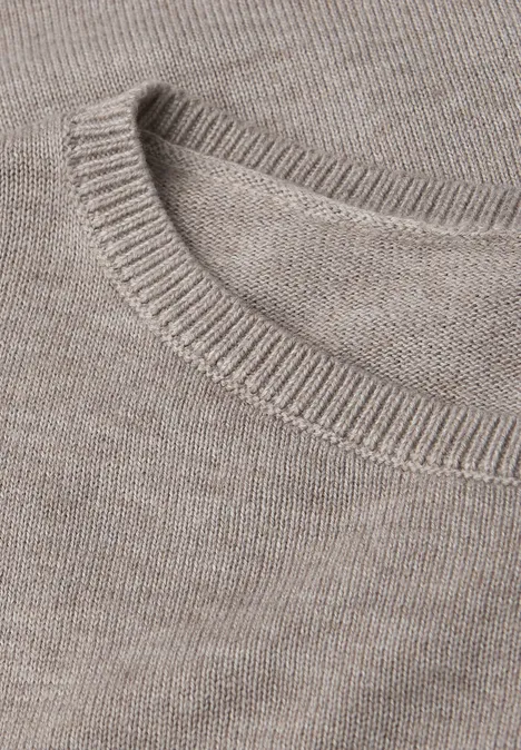 Basic Pullover sandstone mocha mel.