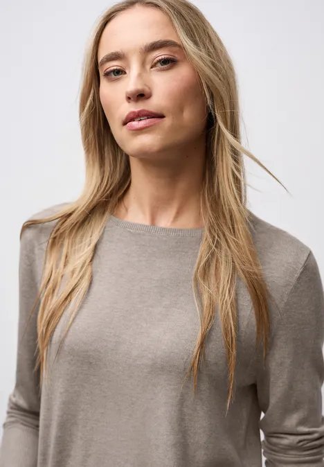 Basic Pullover sandstone mocha mel.