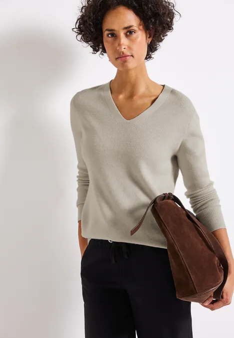 Basic V-Neck Pullover tusk cream mel.