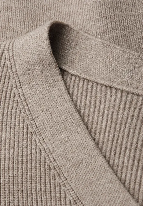 Basic V-Neck Pullover mocha dream mel.