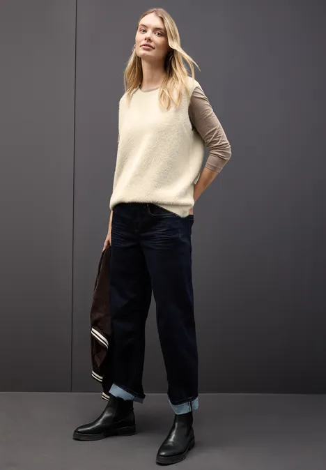 Ärmelloser Pullover soft beige