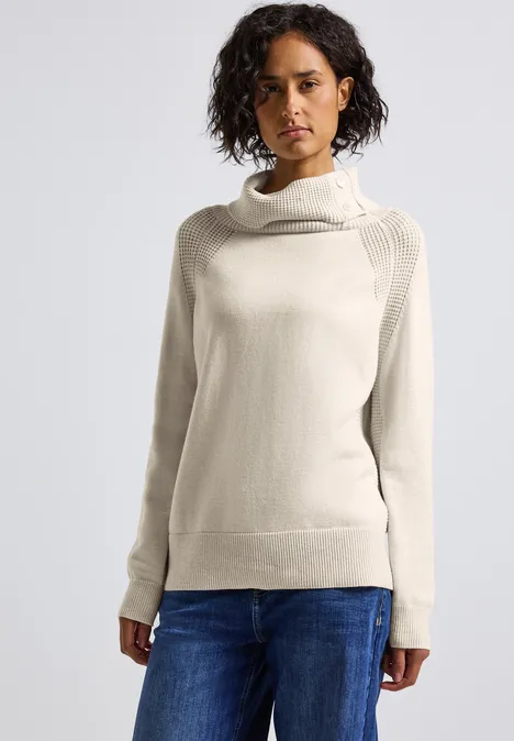 Pullover mit Stehkragen tusk cream mel.