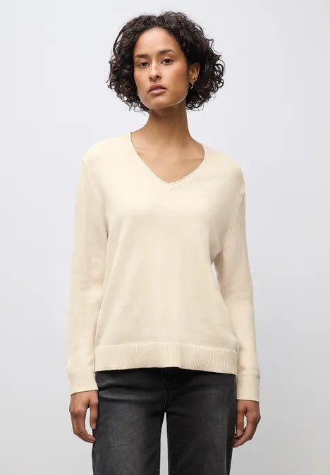 Pull douillet à col en V soft beige