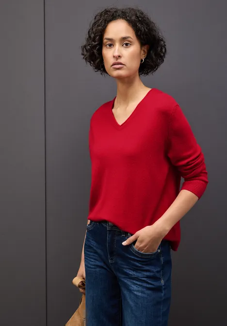 Kuscheliger V-Neck Pullover racing red