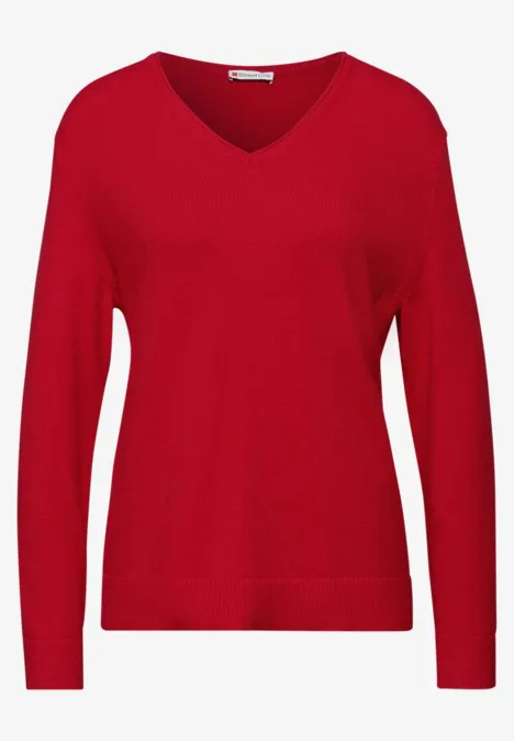 Kuscheliger V-Neck Pullover racing red