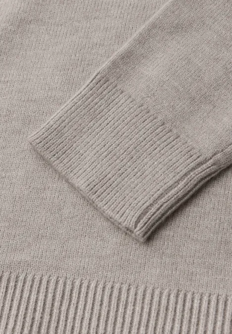Kuscheliger V-Neck Pullover sandstone mocha mel.