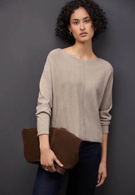 Basis Dolman-trui sandstone mocha mel.