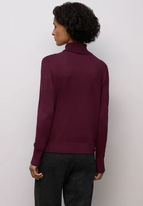 Basic trui met rolkraag wildberry red Basic trui met rolkraag wildberry red