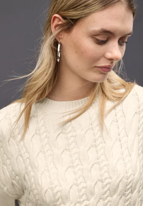 Pullover mit Zopfmuster soft beige