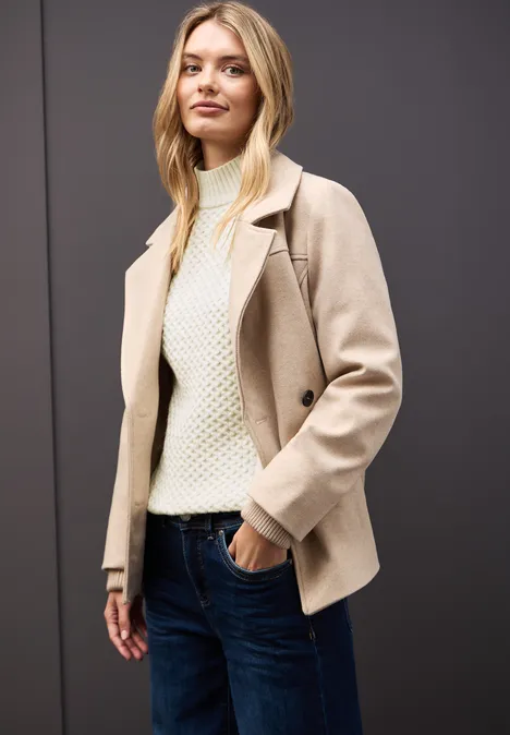 Pullover mit Zopfmuster soft beige