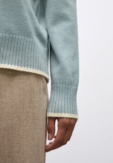 Pullover mit Kontrastdetails nile blue mel.