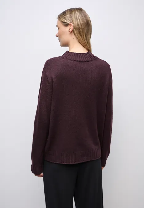 Basic Turtleneck Pullover Jazz Berry