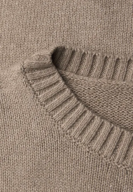 Rundhals Pullover mocha glow mel. Rundhals Pullover mocha glow mel.