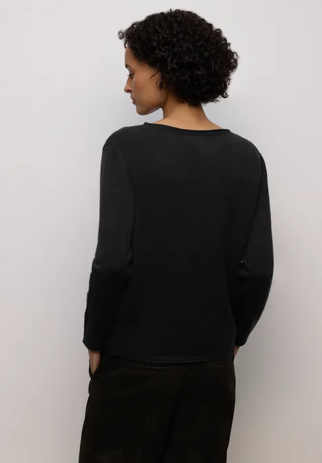 Pullover mit gerolltem Saum Black Pullover mit gerolltem Saum Black