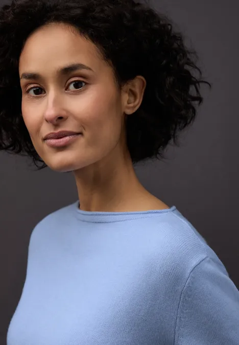 Pullover mit gerolltem Saum frosted blue mel. Pullover mit gerolltem Saum frosted blue mel.