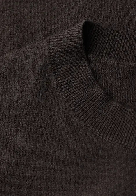 Kuscheliger Pullover darkest brown