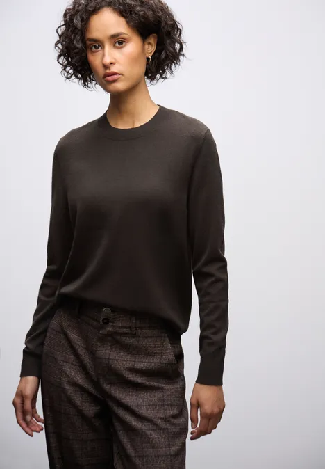 Kuscheliger Pullover darkest brown