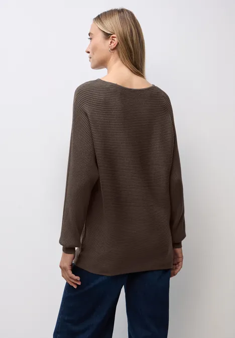 Dolman trui dark nomad brown mel.
