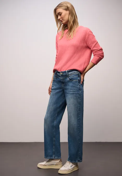 Strukturpullover striking coral mel. Strukturpullover striking coral mel.