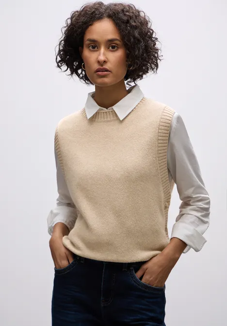 Ärmelloser Pullover sanded beige mel.