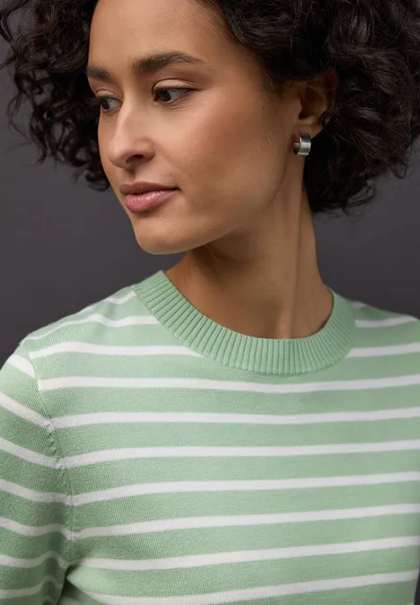 Gestreifter Pullover pale mint green Gestreifter Pullover pale mint green