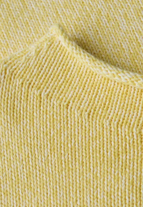 Two-Tone Pullover bloom yellow